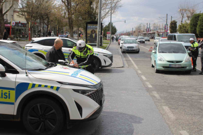 Sürücüler APP plaka ve multimedya konusunda bilgilendirildi