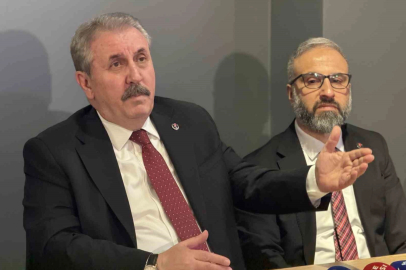 Destici: "Sayın Cumhurbaşkanımızın bu süreçte bir kez daha aday olması gerekiyor"