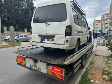 Ters yönde ilerledi, hem kendi canını hem diğer sürücülerin canını hiçe saydı: 95 bin TL ceza uygulandı