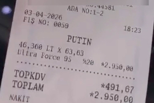 Plakayı okuyamadı, fişe "Putin" yazdı... Ruslara kahkaha attıran olay işsiz bıraktı