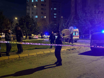 Sokak ortasında eşini öldüren sanık için ağırlaştırılmış müebbet talebi