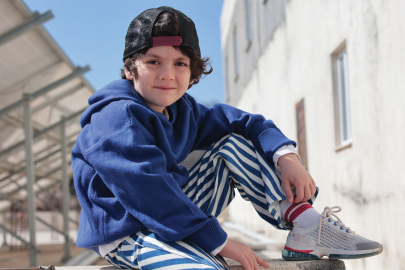 UZAK ŞEHİR’İN MİNİK YILDIZI KUZEY GEZER: ‘SETLERDE HEP GÜZEL ANILAR BİRİKTİRİYORUM’
