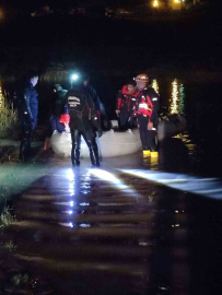 Diyarbakır’da selde mahsur kalan çobanı AFAD ve JAK ekipleri kurtardı