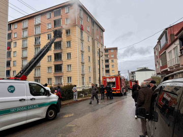 Bafra’da evde patlama: 1 kişi ağır yaralandı