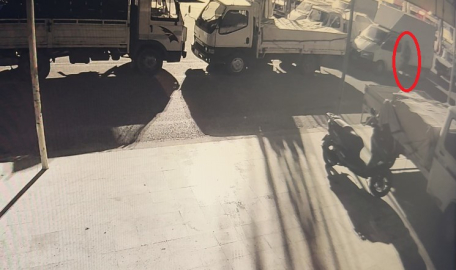 Halde anahtarı üzerinde bırakılan biber yüklü kamyonet çalındı