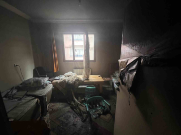 Turgutlu’da evini ateşe veren şahıs kalp krizinden hayatını kaybetti