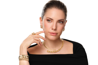 ATASAY, EDA ECE’NİN KURATÖRLÜĞÜNDE PİRAMİDE KOLEKSİYONU’NU SUNAR!