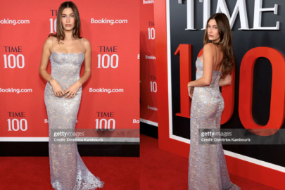 Hailey Bieber, TIME100 Gala’ya Calvin Klein imzası taşıyan özel tasarımla katıldı.