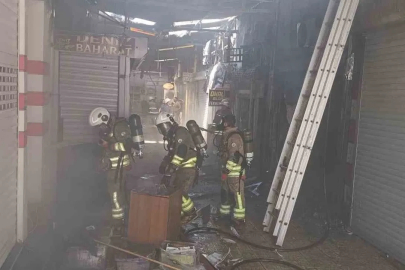 Alevlere teslim olan 3 iş yeri kullanılmaz hale geldi
