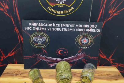 İzmir’de 16 yıl hapisle aranan zehir taciri 2 kilo uyuşturucuyla yakalandı
