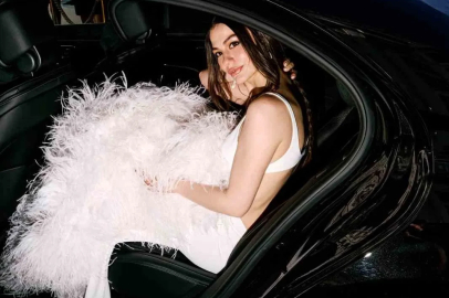 Demet Özdemir Cannes kırmızı halısında
