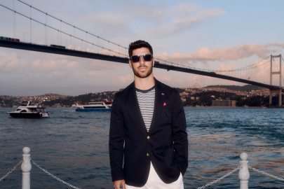 TOMMY HILFIGER, MARCO ASENSIO İLE İSTANBUL’DA  İLKBAHAR 2026 GÖZLÜK KAMPANYASINI KUTLADI