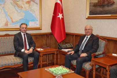 Bakan Güler, Polonya Devlet Bakanı ve Milli Güvenlik Kurulu Bürosu Başkanı Grodecki ile görüştü
