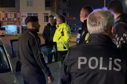 Kayseri’de polisin durdurduğu alkollü sürücü 40 bin TL cezayı mutlulukla karşıladı
