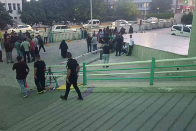 Otomobilin çarptığı çocuk öldü, durumunu öğrenmek için hastaneye giden sürücü darp edildi
