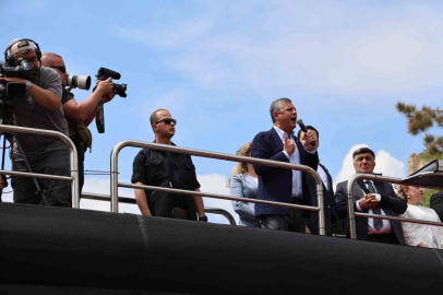 Özgür Özel: "CHP’nin seçilmiş genel başkanıyım, beni seven yarın sandığa gitsin"
