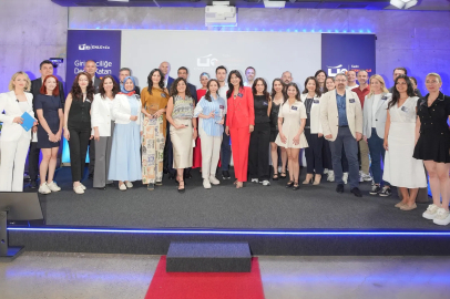 ÜNLÜ & Co Kadın Teknoloji Girişimcileri Akademisi 10. Yılında Yeni Başarı Hikayeleri Yarattı