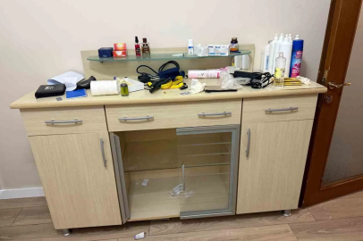 Yabancı uyruklu sahte doktor yakalandı: Evinden ultrason cihazı bile çıktı
