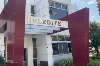 Seferihisar Belediyesine ‘rüşvet’ operasyonunda Başkan Yardımcısı Pehlivan dahil 5 tutuklama
