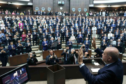 Cumhurbaşkanı Erdoğan: "’Paralel yönetim modeli’ sadece ana muhalefet partisinin kendisini değil, Türkiye siyasetini de ‘paralize’ ediyor" (1)

