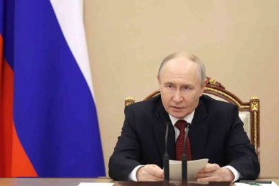 Putin: "Dizel ihracatını tamamen yasaklamayı değerlendiriyoruz"
