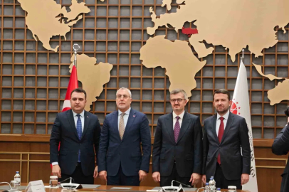 İŞKUR ile Basın İlan Kurumu arasında medya sektöründe istihdam iş birliği protokolü
