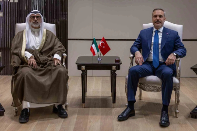 Bakan Fidan, Kuveytli mevkidaşı ile bir araya geldi
