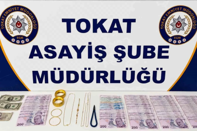 İstanbul’dan temin ettikleri sahte altınları Tokat’ta bozmak isterken yakalandılar

