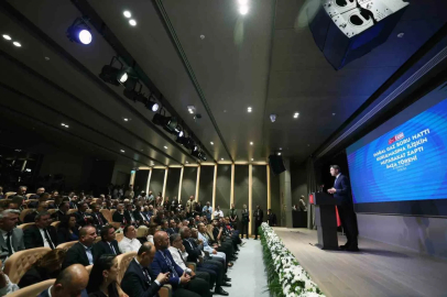 Bakan Bayraktar: "Türkiye-KKTC arasında yaklaşık 101 kilometre uzunluğunda doğal gaz iletim hattı inşa edeceğiz"
