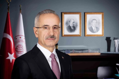 Ulaştırma ve Altyapı Bakanı Uraloğlu 15 Temmuz gecesi yaşadıklarını anlattı
