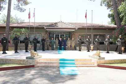 Bakan Güler, 9’uncu Mekanize Piyade Tümen Komutanlığı’nı ziyaret etti
