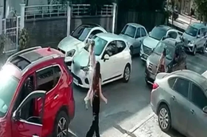 Trafikte araçtan inen 3 kadın çocuklu aileye saldırdı
