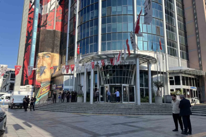 İzmit Belediye Başkanı Hürriyet ve eşi gözaltına alındı
