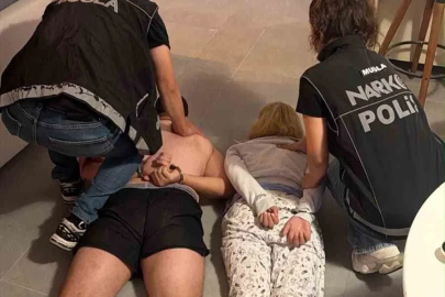 Bodrum’da uluslararası operasyon: Kırmızı bültenle aranan uyuşturucu taciri kıskıvrak yakalandı
