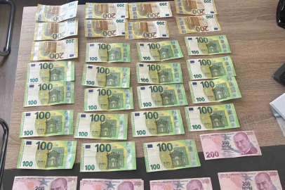 Kendini polis olarak tanıtıp 600 bin TL değerinde altın alan şüpheli yakalandı
