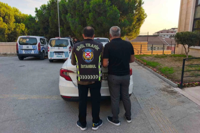 Beylikdüzü’nde taksicinin önünü kesip araç yumruklayan trafik magandasına 182 bin lira ceza
