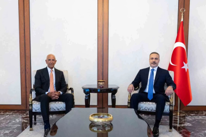 Bakan Fidan, ABD’nin Ankara Büyükelçisi Tom Barrack’ı kabul etti
