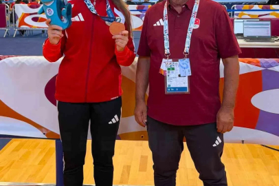 Sakaryalı milli boksör, İtalya’dan bronz madalya ile dönüyor
