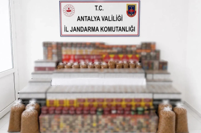Manavgat’ta 36 bin makaron, 35 kilo kıyılmış tütün ele geçirildi
