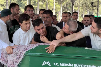 Gemi faciasında hayatını kaybeden hastane personeli Gülcan Gürel son yolculuğuna uğurlandı
