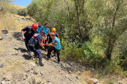 Dere yatağına düşen vatandaş kurtarıldı
