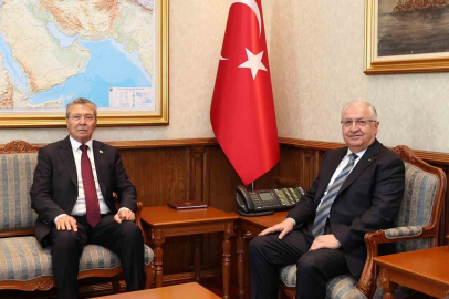 Bakan Güler, KKTC Başbakanı Üstel ile görüştü
