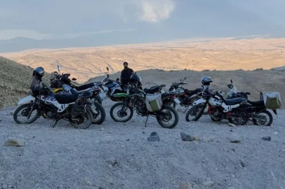 (düzeltme) - Adilcevazlı motorculardan Süphan Dağı’na zorlu tırmanış
