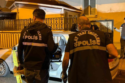 Husumetlisinin babasına ait otomobili kurşunladılar

