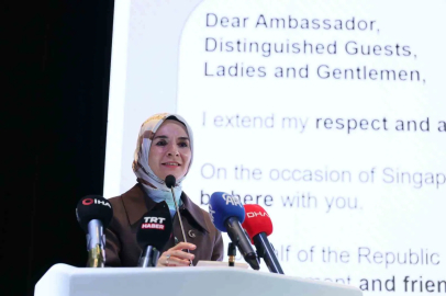 Bakan Göktaş: "Singapur ile ilişkilerimizi yeni adımlarla güçlendirme konusunda kararlıyız"
