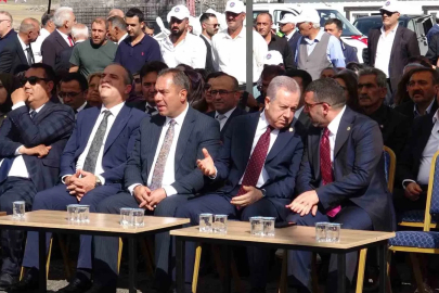 Kars Belediyesi’nden 600 milyon TL’lik yatırım: 53 yeni iş makinesi ve 5 üretim tesisi hizmette
