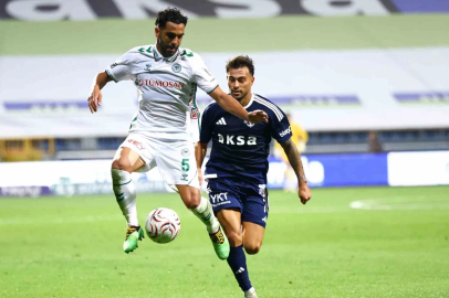 Trendyol Süper Lig: Kasımpaşa: 0 - Konyaspor: 0 (İlk yarı)

