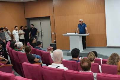 İnönü Üniversitesi’nde akademisyenlere dijital podyum eğitimi
