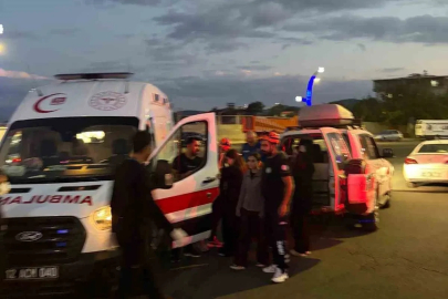 Bingöl’de iki otomobil çarpıştı: 4 yaralı
