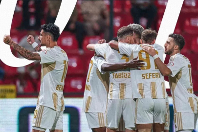 Kayserispor’da galibiyet sevinci: "Aynı ciddiyet ve inançla hedefimize yürümeye devam edeceğiz"
